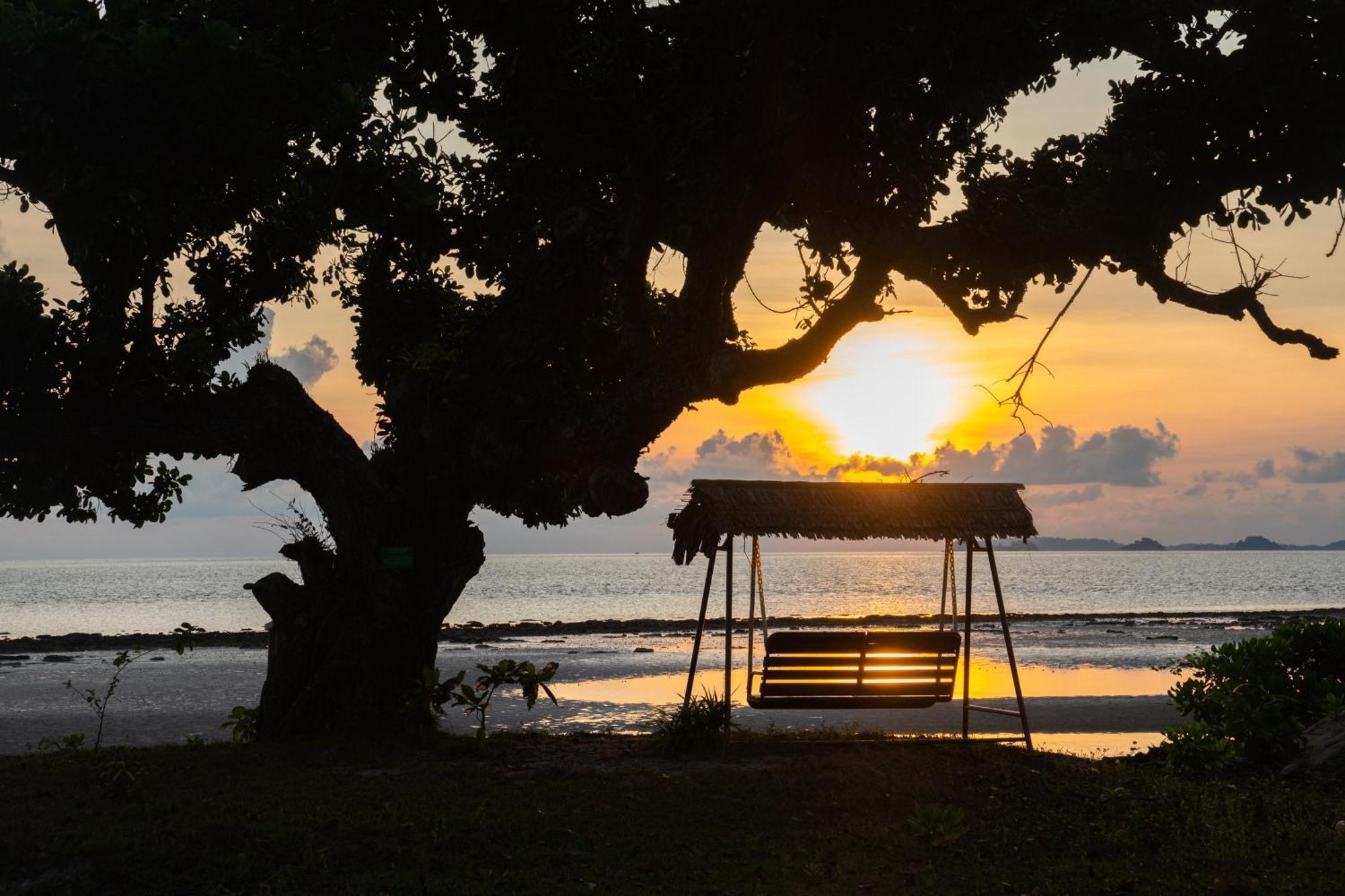 Kepri Coral Resort Galang Island Экстерьер фото